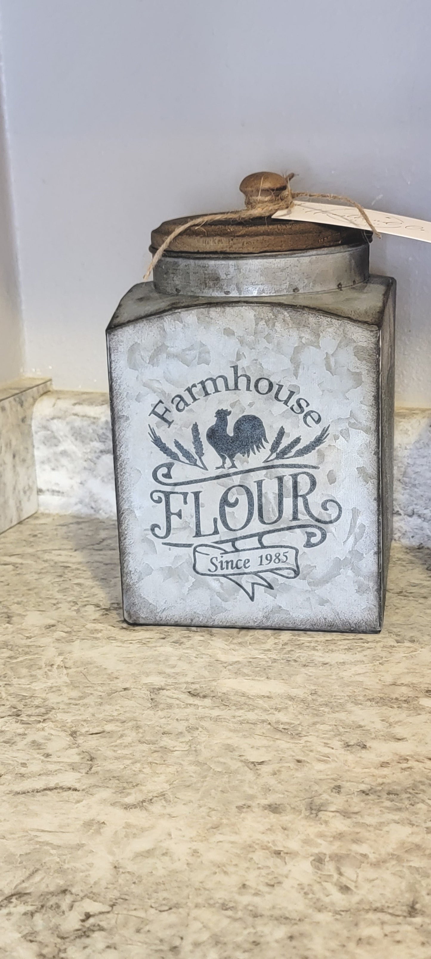 Farmhouse Tin